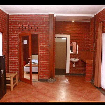 Bantal Guling Villa เล็มบัง ภายนอก รูปภาพ
