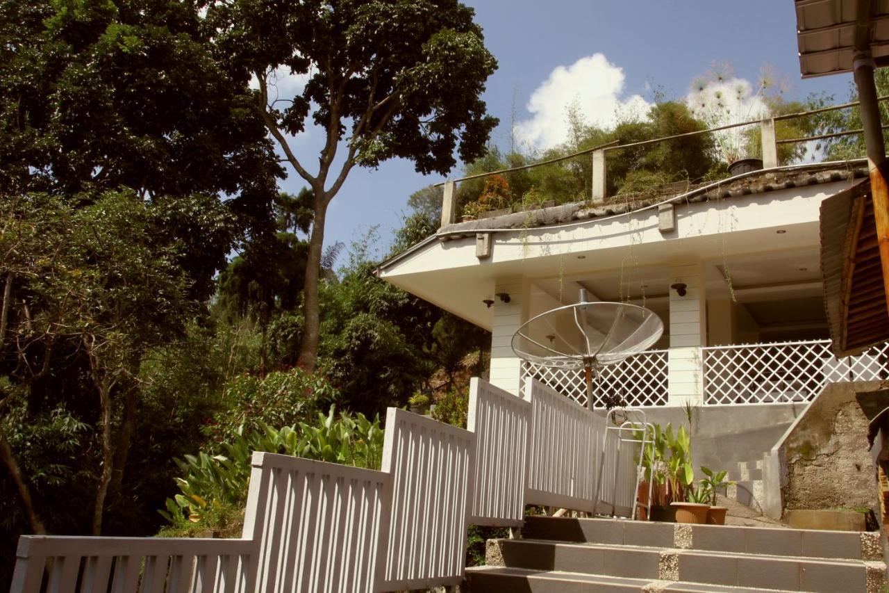 Bantal Guling Villa เล็มบัง ภายนอก รูปภาพ