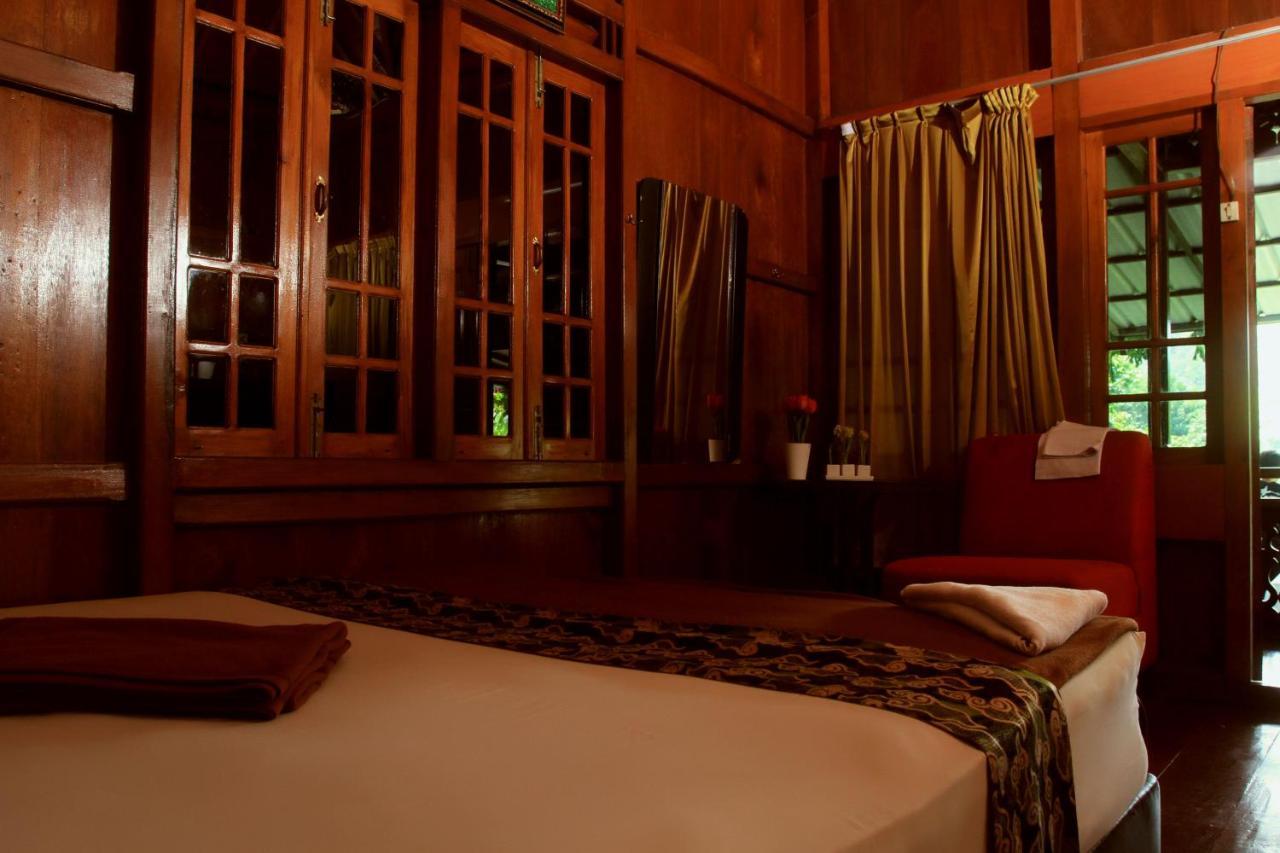 Bantal Guling Villa เล็มบัง ภายนอก รูปภาพ