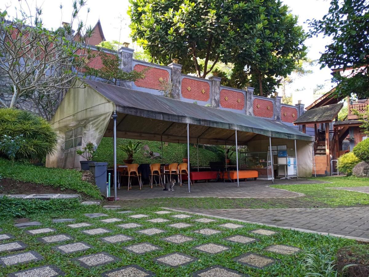 Bantal Guling Villa เล็มบัง ภายนอก รูปภาพ