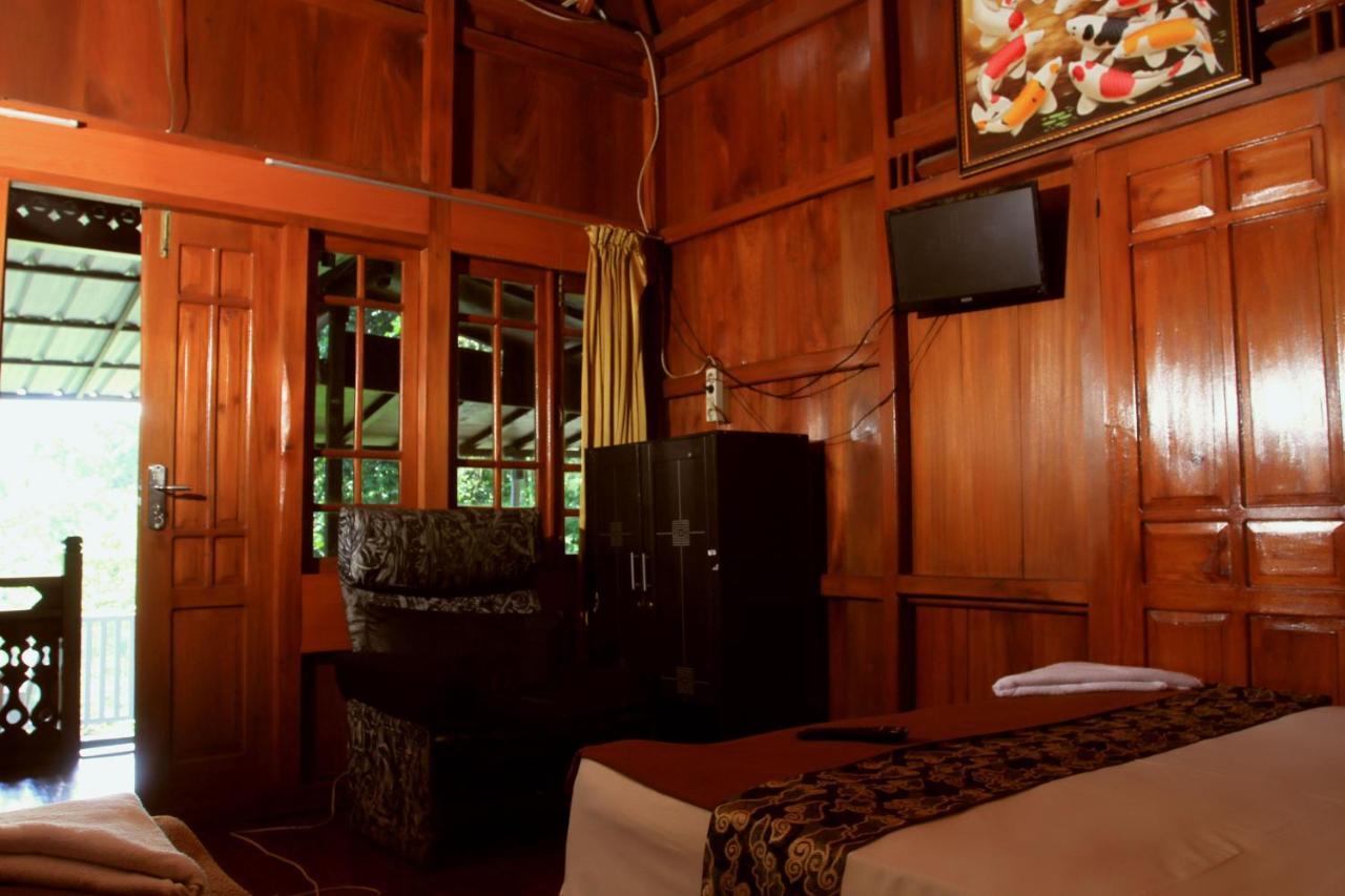 Bantal Guling Villa เล็มบัง ภายนอก รูปภาพ