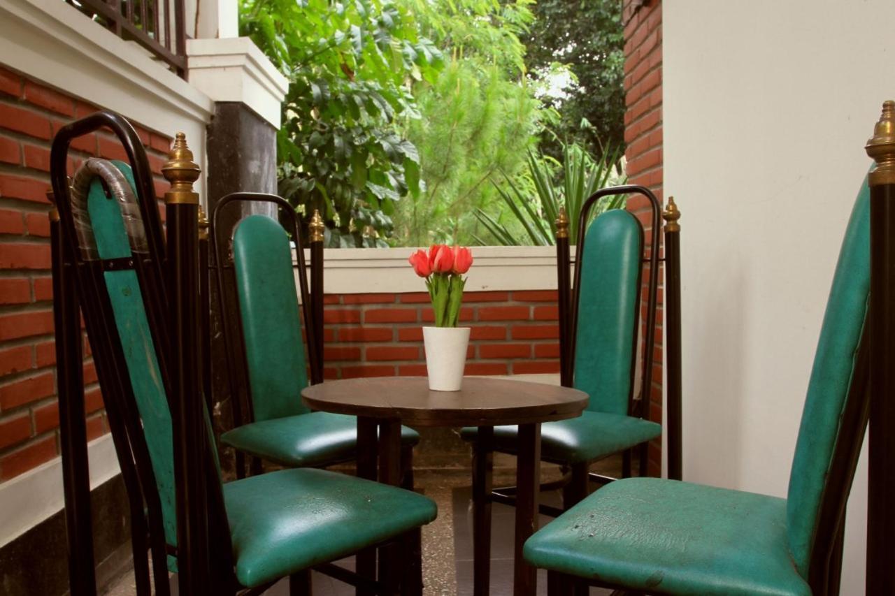 Bantal Guling Villa เล็มบัง ภายนอก รูปภาพ