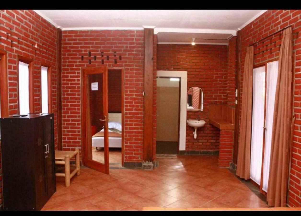 Bantal Guling Villa เล็มบัง ภายนอก รูปภาพ