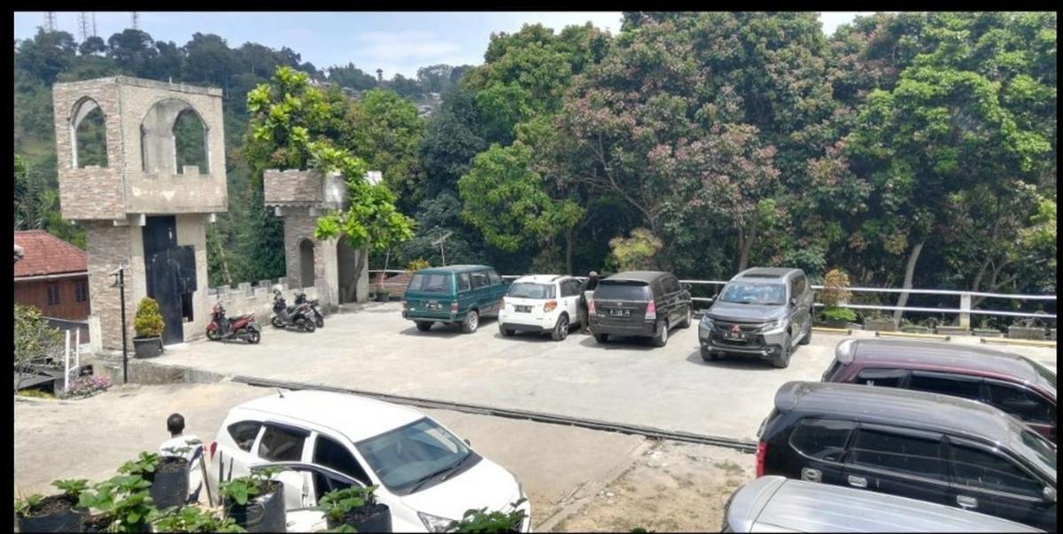 Bantal Guling Villa เล็มบัง ภายนอก รูปภาพ