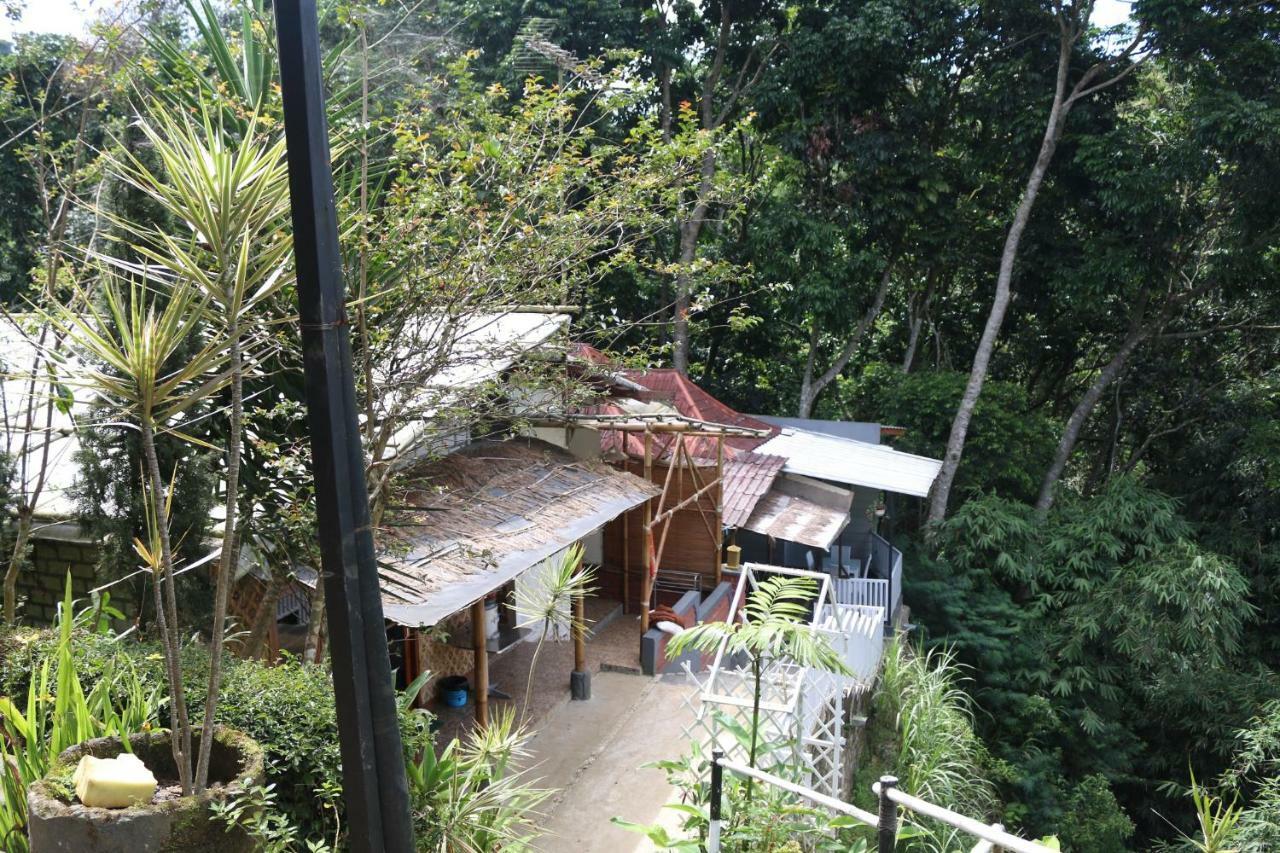 Bantal Guling Villa เล็มบัง ภายนอก รูปภาพ