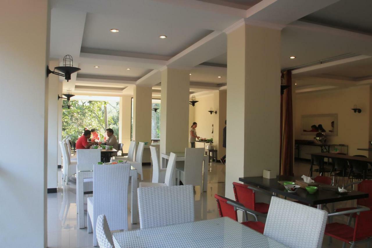 Bantal Guling Villa เล็มบัง ภายนอก รูปภาพ